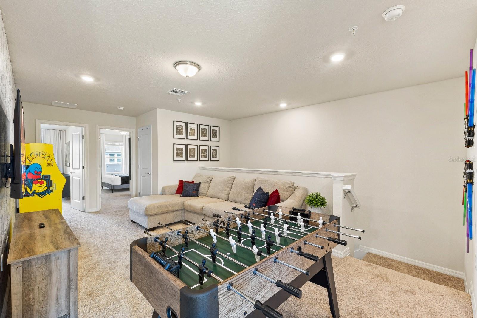 Image 39 of 54 For 1290 Shoreside Street