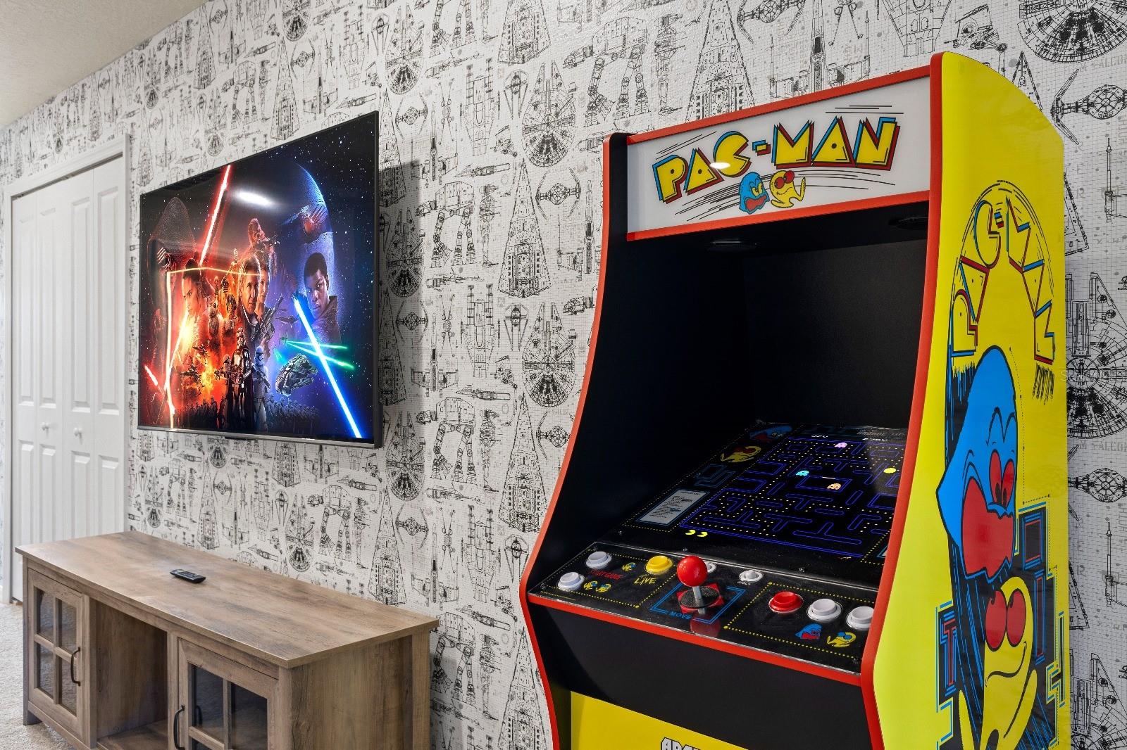 Image 41 of 54 For 1290 Shoreside Street