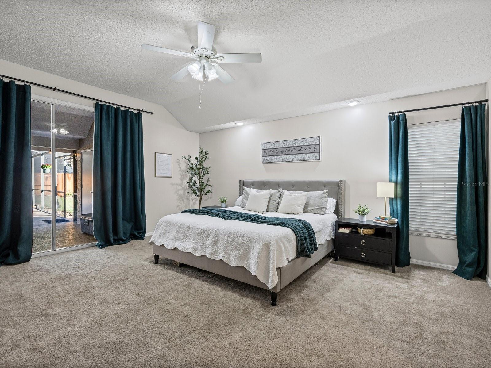 Image 18 of 48 For 709 Windwillow Circle