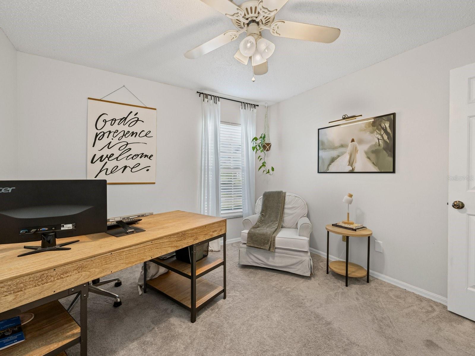 Image 23 of 48 For 709 Windwillow Circle