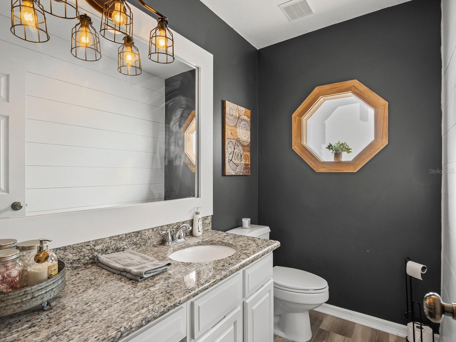 Image 24 of 48 For 709 Windwillow Circle