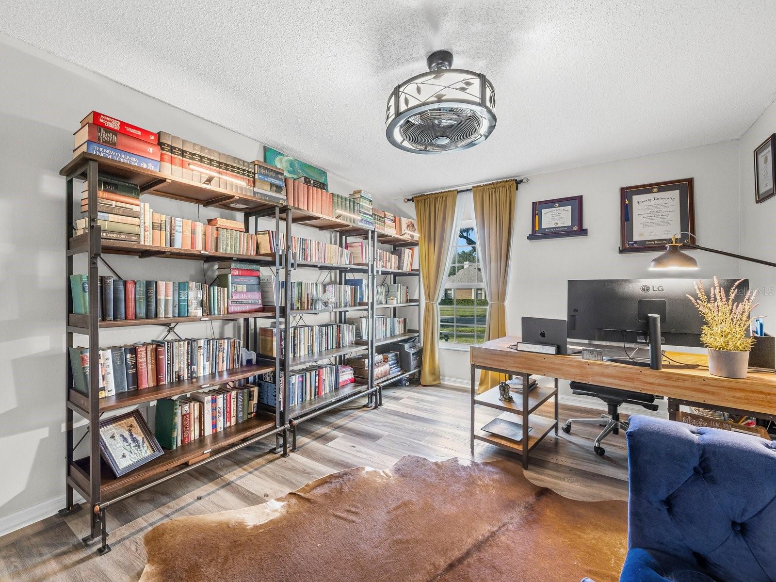 Image 25 of 48 For 709 Windwillow Circle