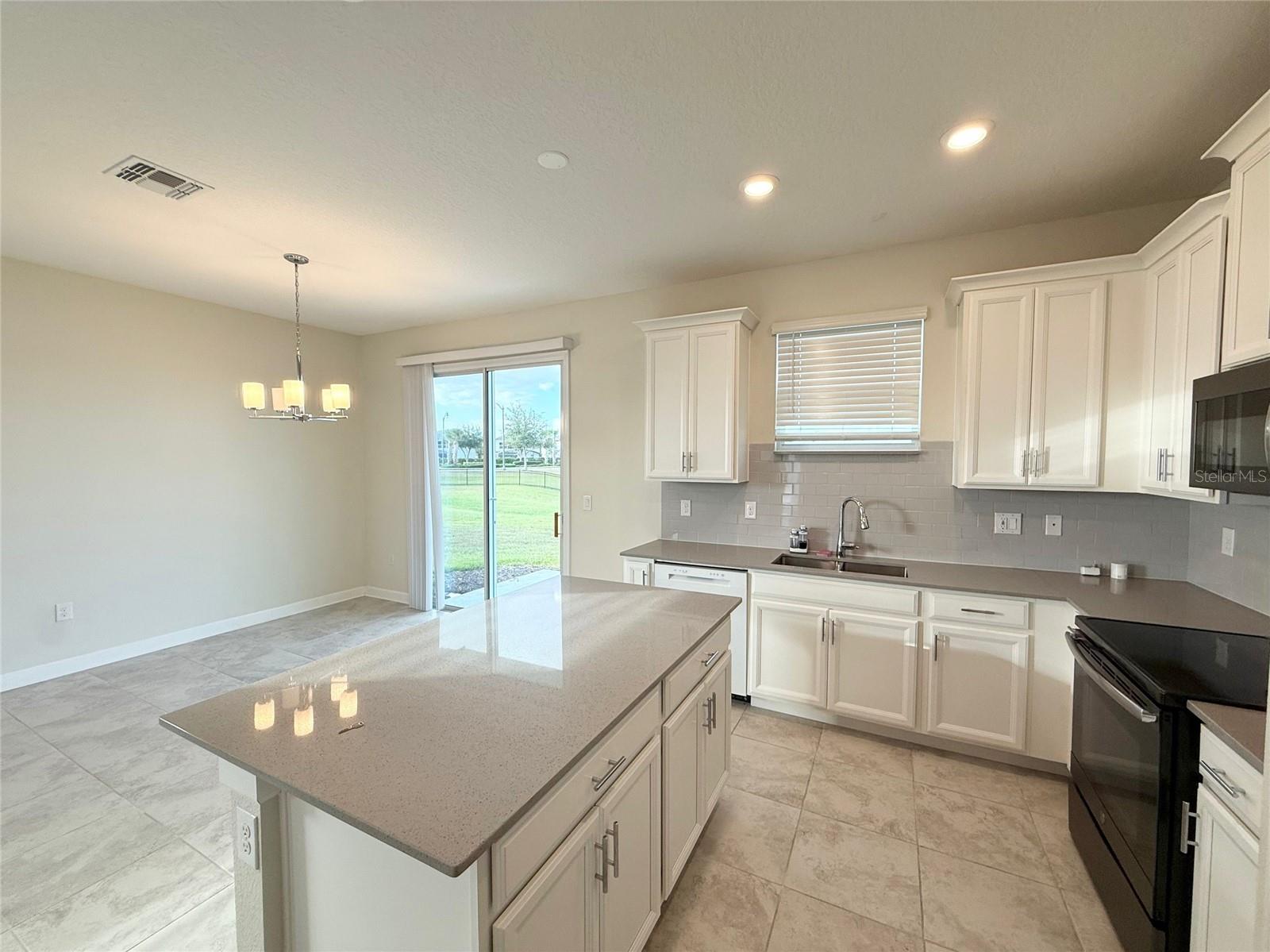 Image 6 of 17 For 4822 Tribute Trail