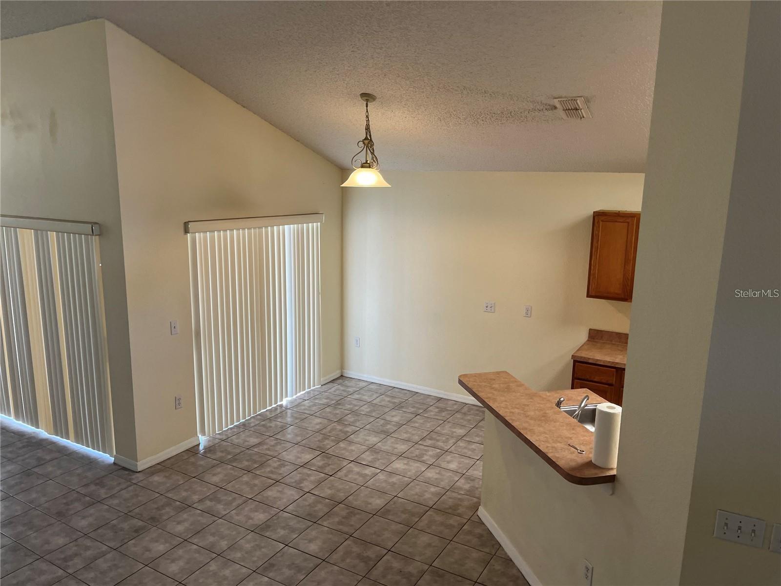 Image 10 of 29 For 323 Weatherby Place