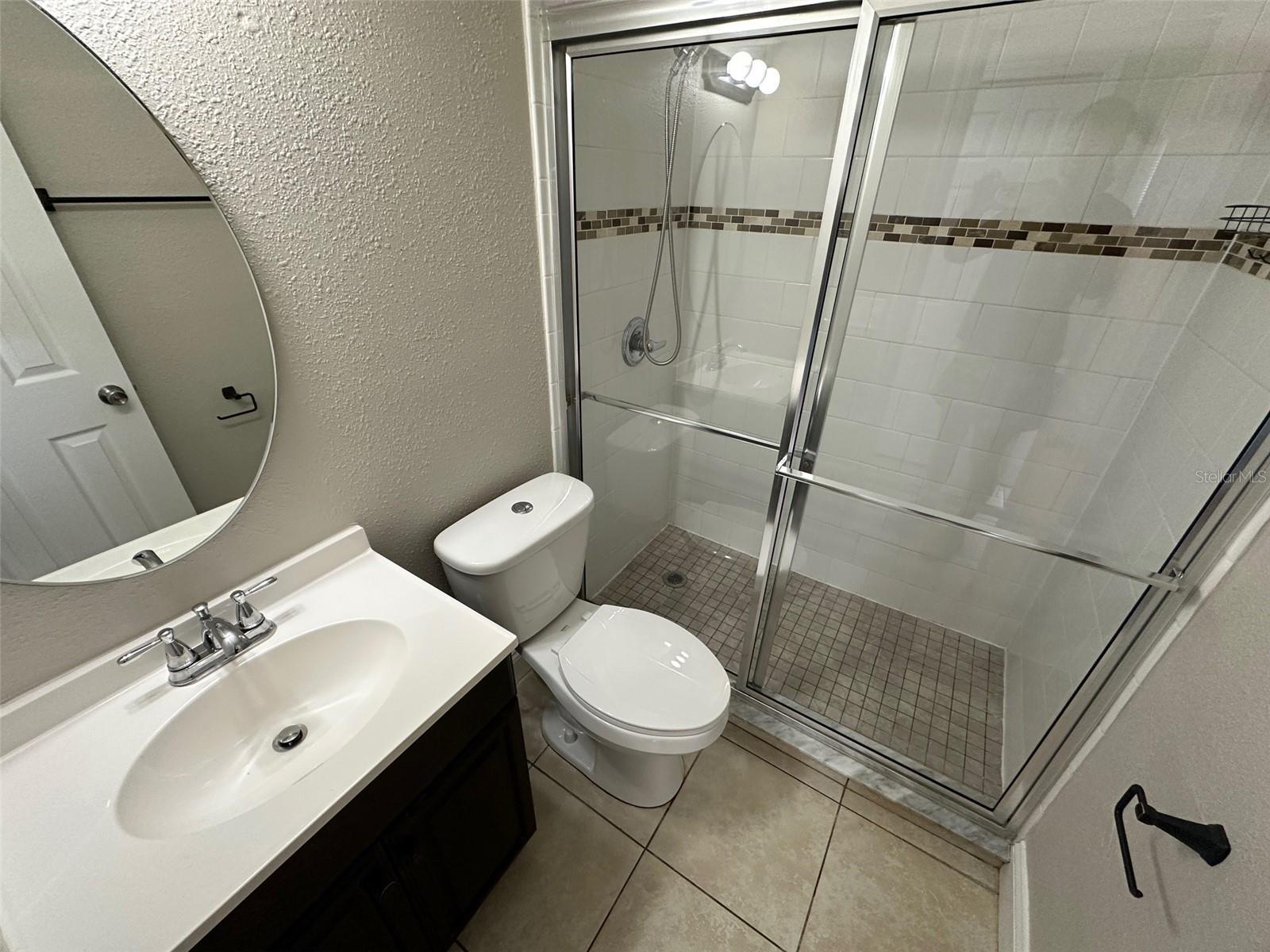 Image 10 of 15 For 890 Emerald Drive