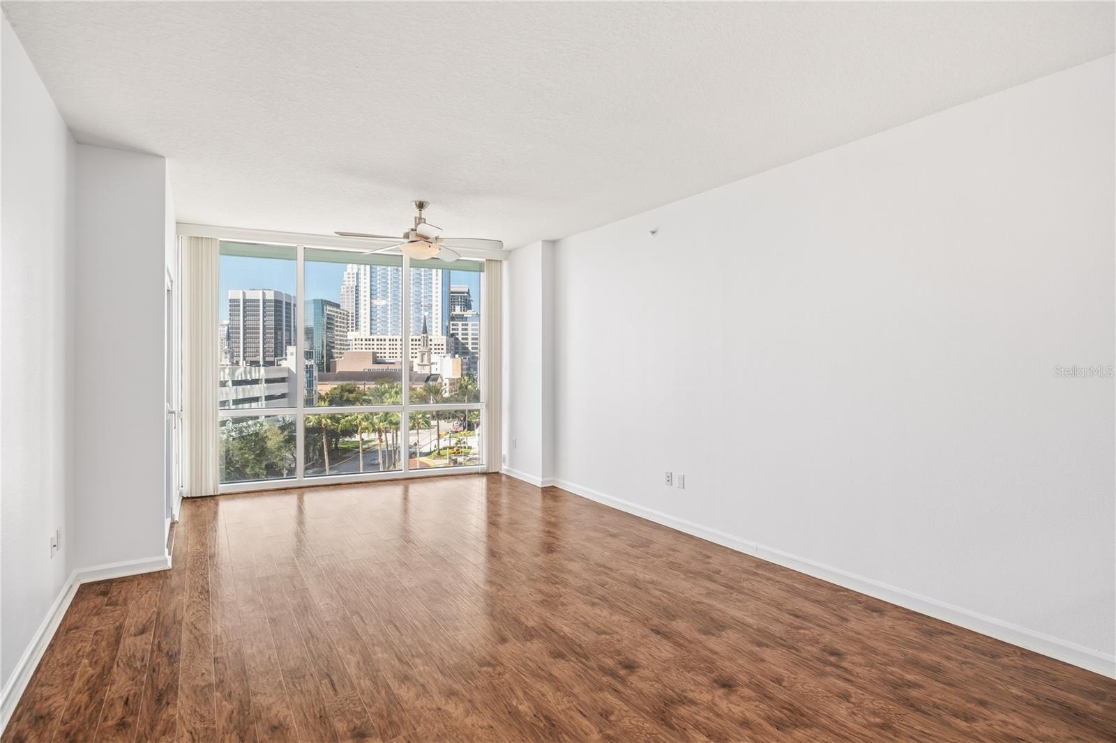 Image 2 of 22 For 322 Central Boulevard 706