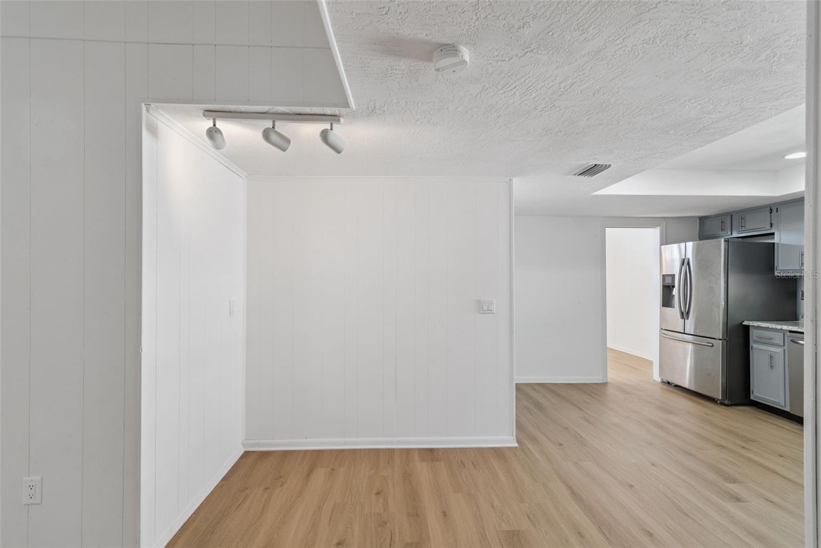 Image 14 of 38 For 229 Doverwood Road