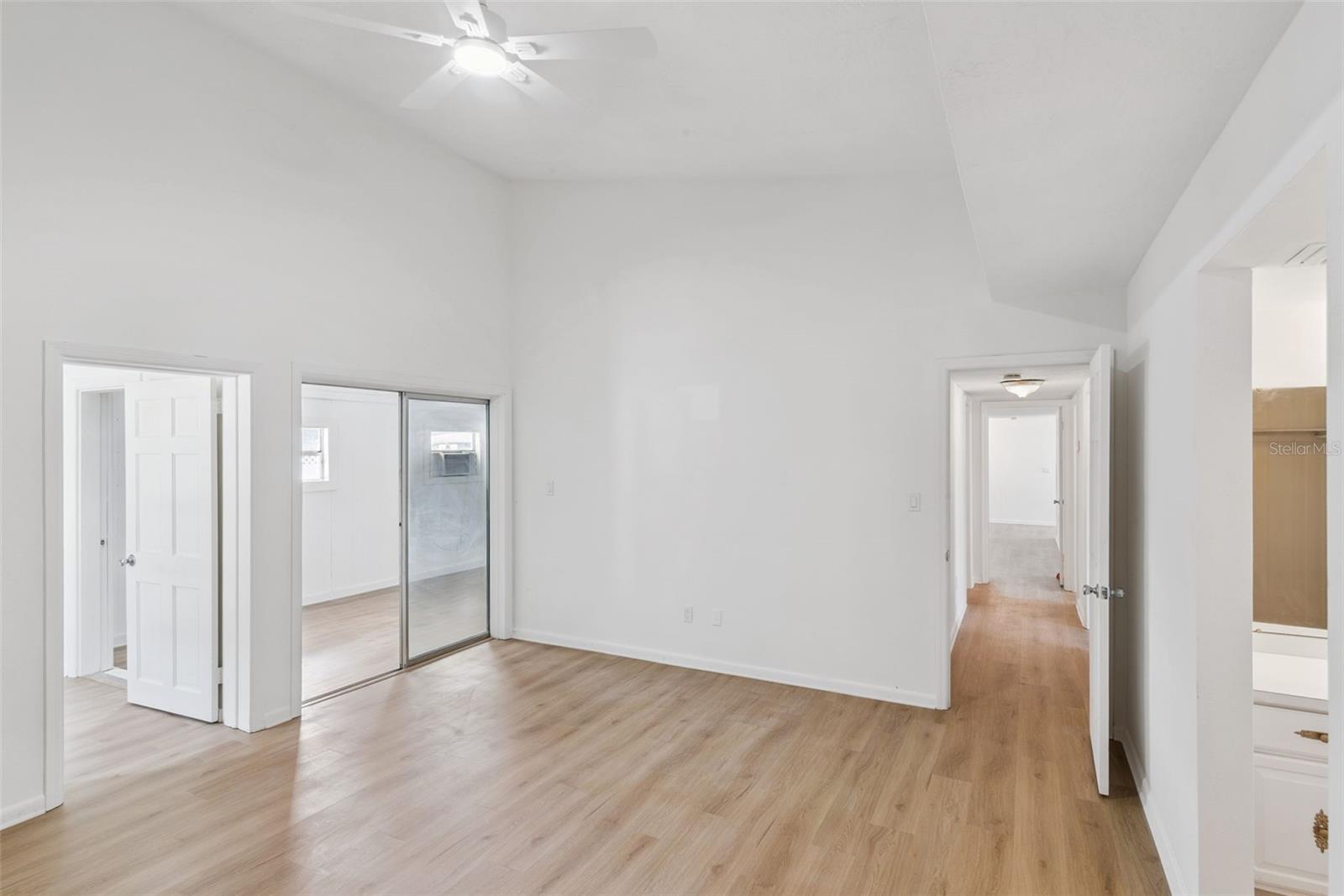 Image 24 of 38 For 229 Doverwood Road