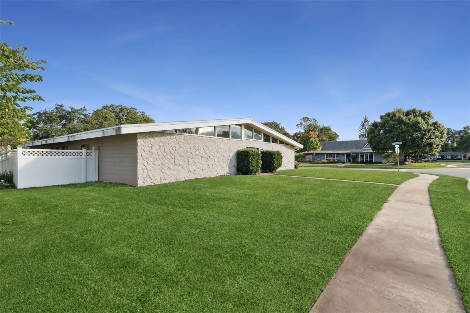 Image 37 of 38 For 229 Doverwood Road