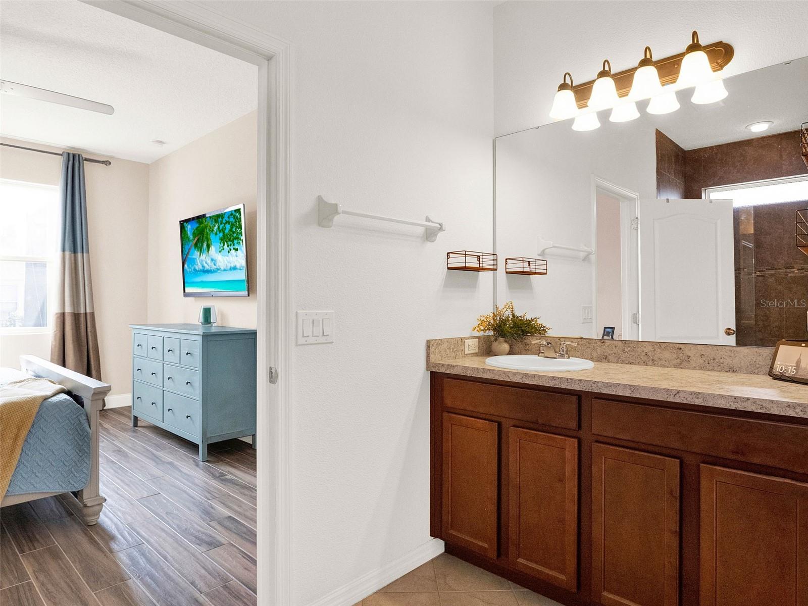 Image 14 of 46 For 987 Nathan Ridge Road