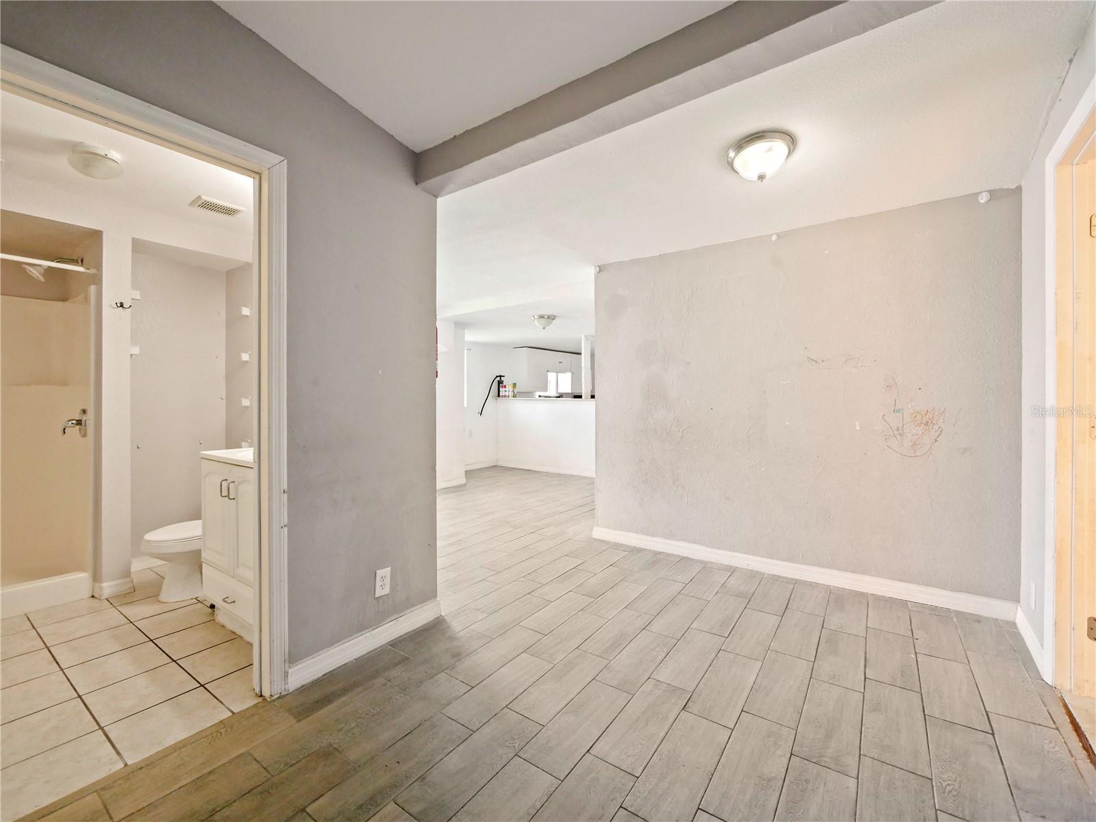 Image 12 of 18 For 1519 Illinois Avenue