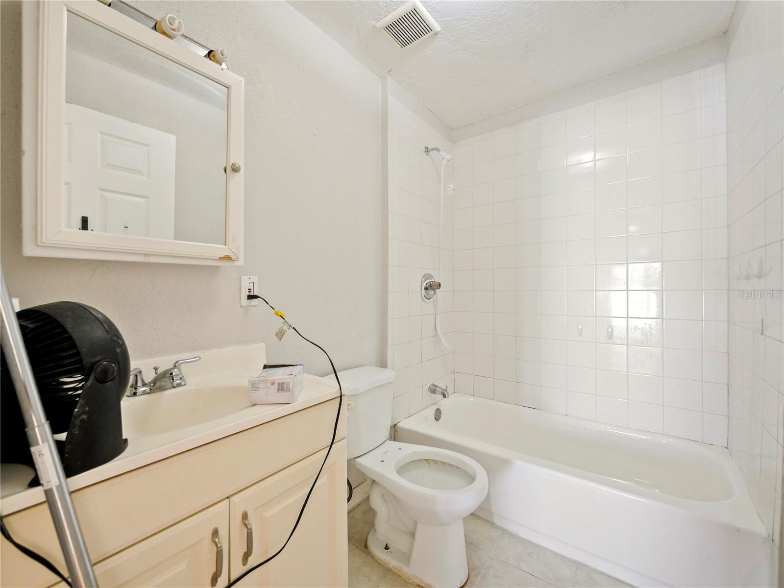 Image 13 of 18 For 1519 Illinois Avenue