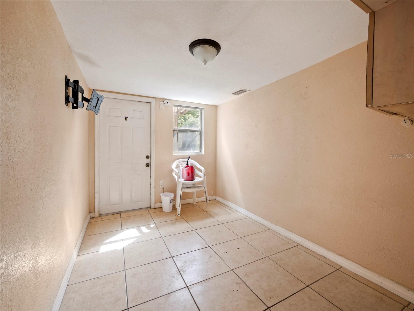 Image 17 of 18 For 1519 Illinois Avenue