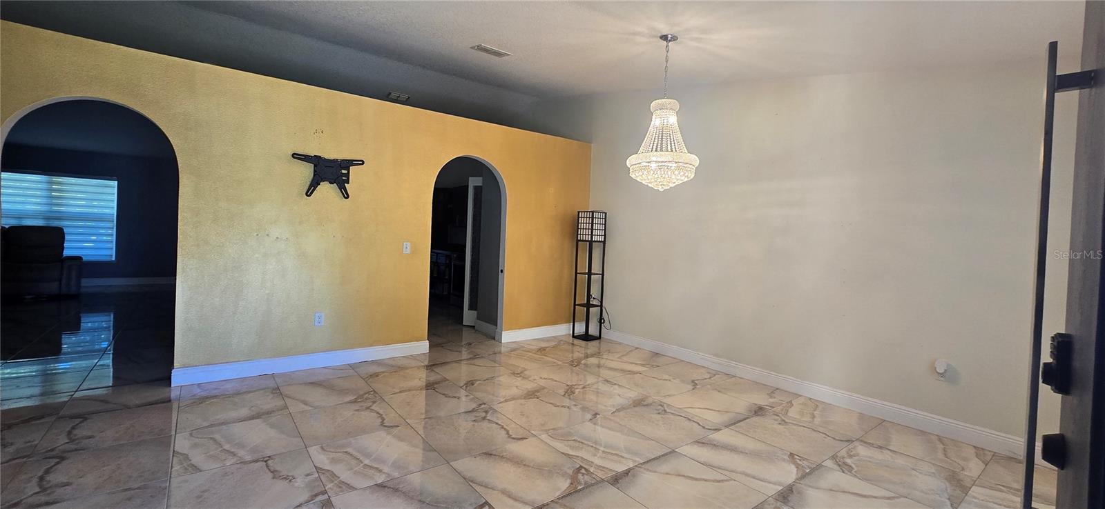 Image 7 of 54 For 3069 Mandolin Drive