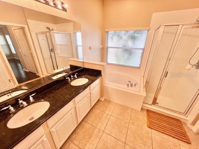 Image 12 of 24 For 9981 Indigo Bay Circle