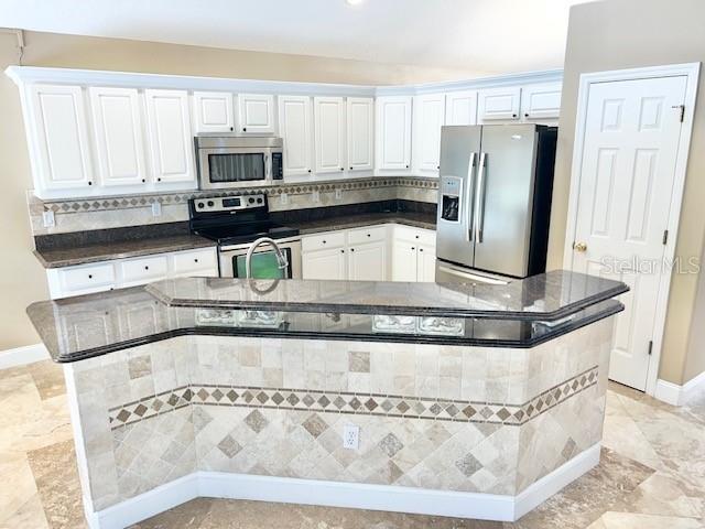 Image 9 of 24 For 9981 Indigo Bay Circle