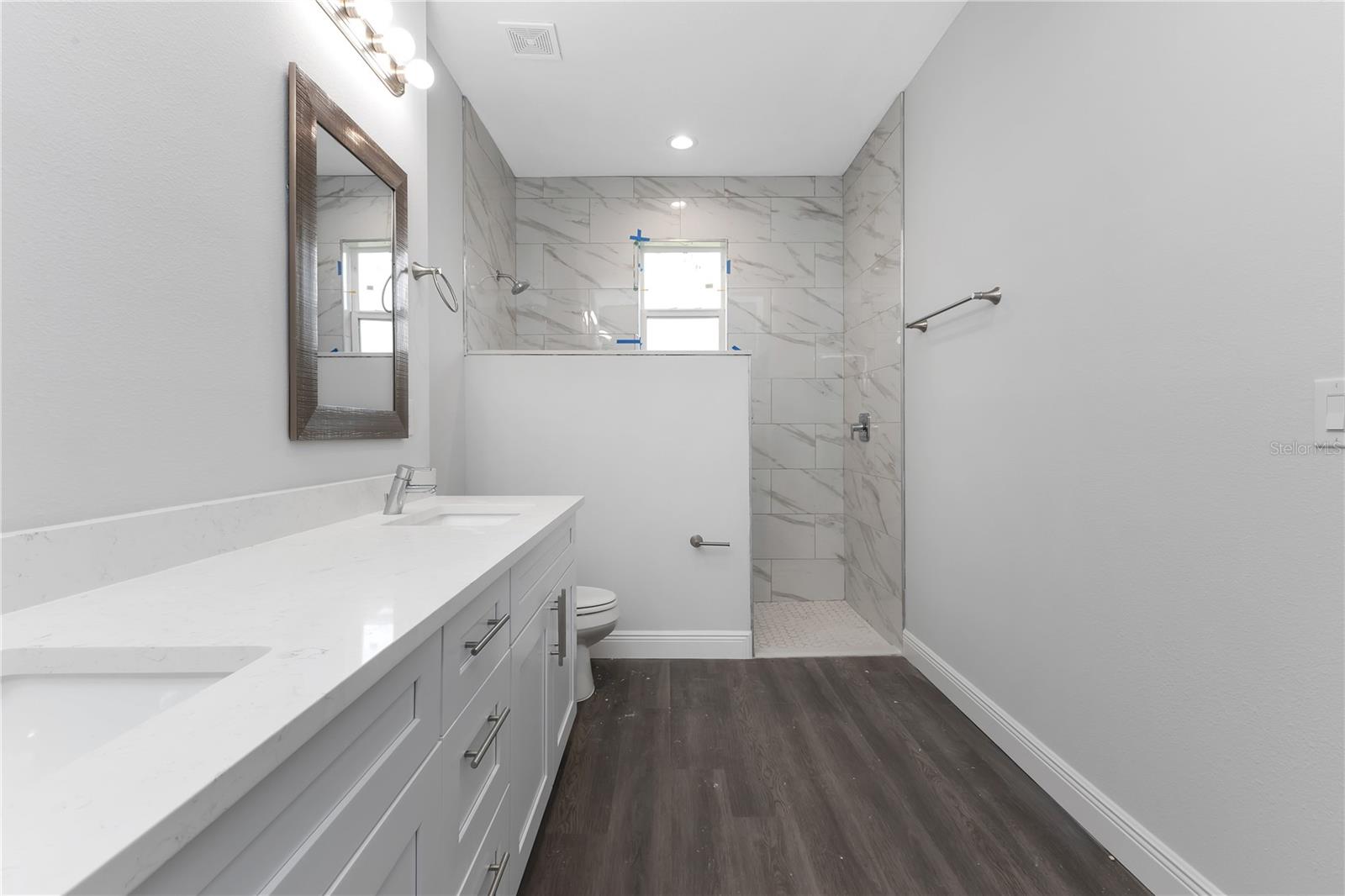 Image 17 of 31 For 13306 Allentown Avenue