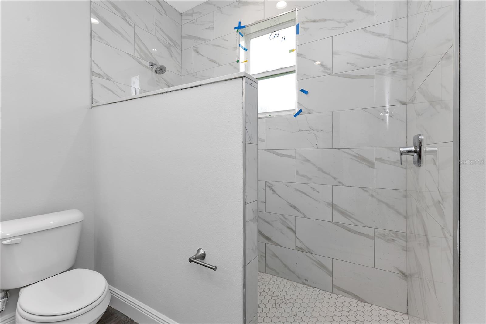 Image 18 of 31 For 13306 Allentown Avenue