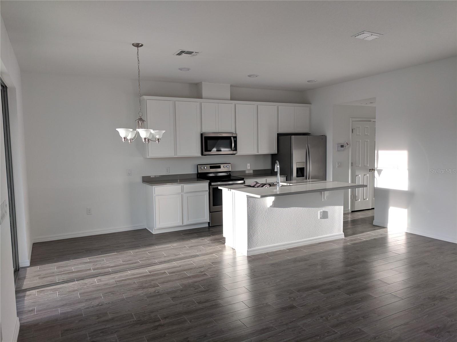 Image 6 of 32 For 15313 Willow Arbor Circle