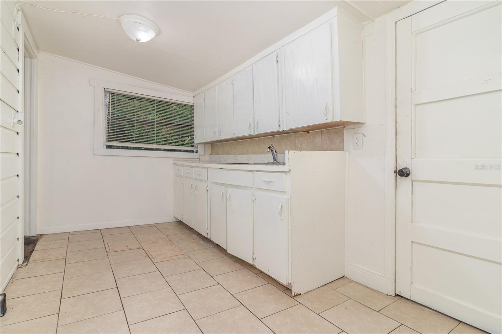 Image 8 of 15 For 5023 College Drive