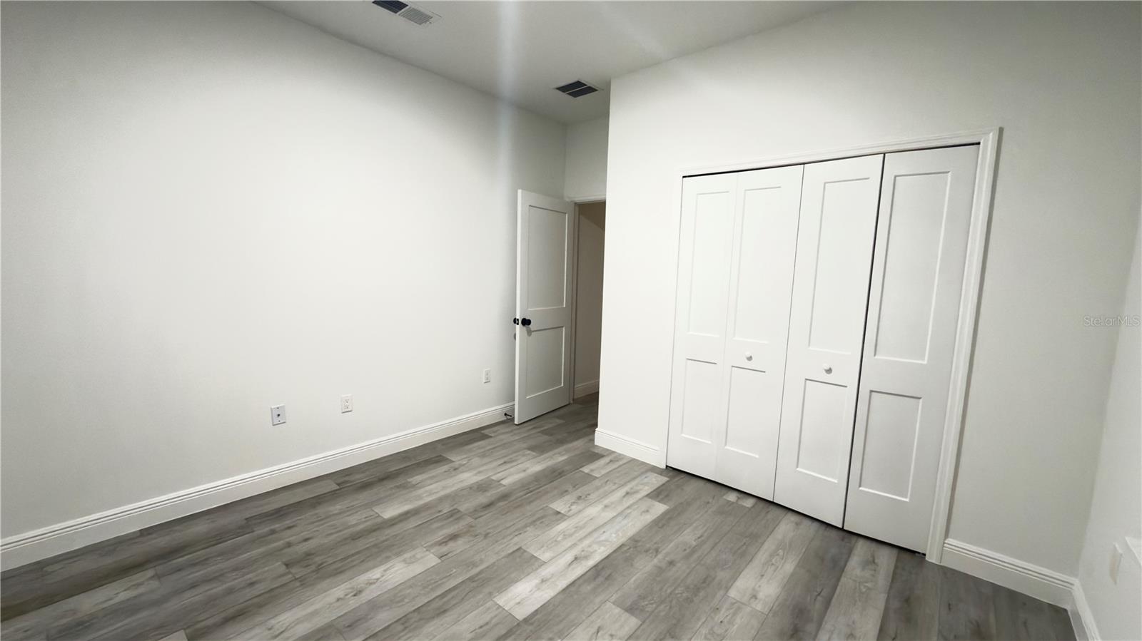 Image 17 of 29 For 13047 79th Circle