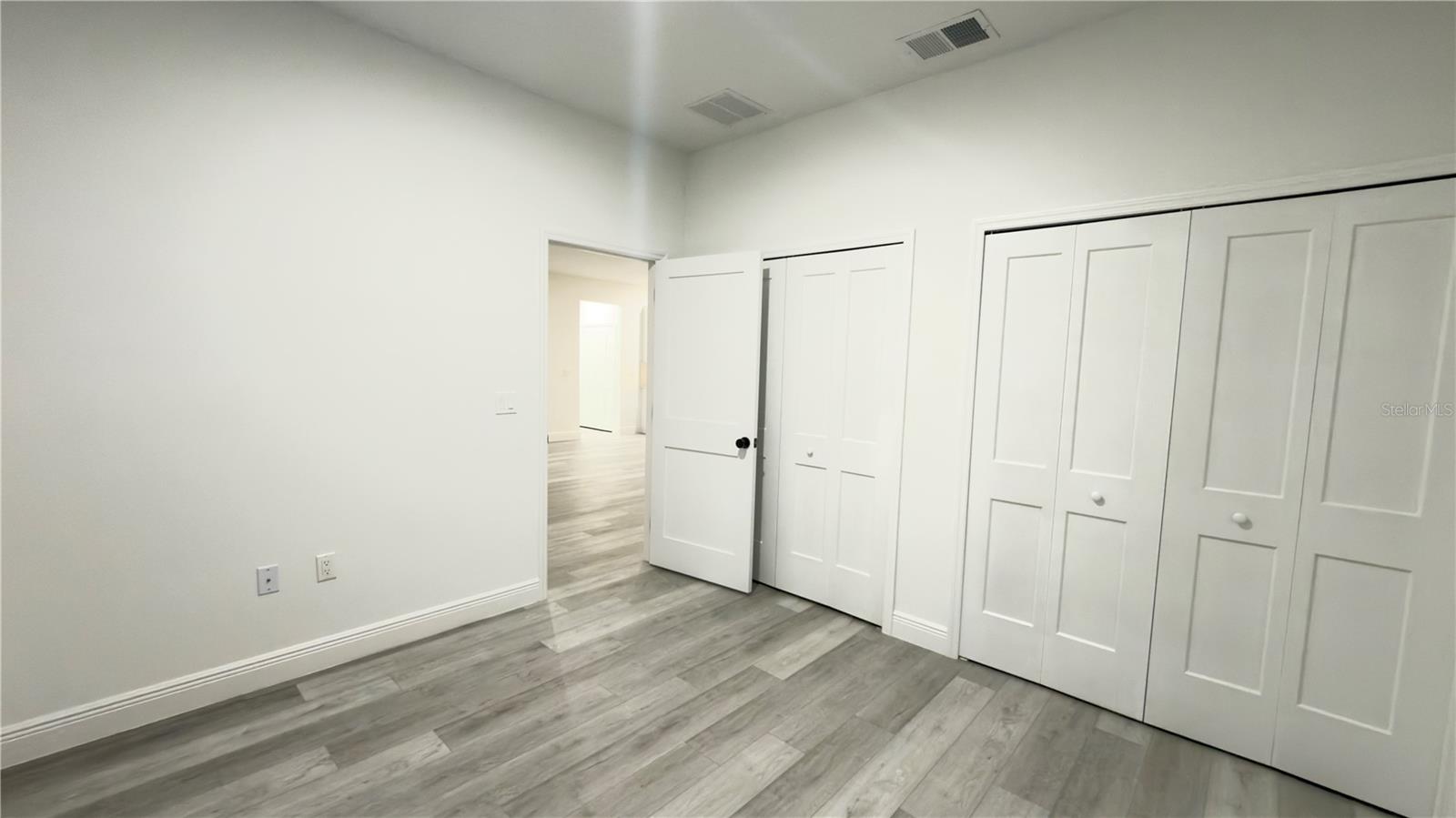 Image 19 of 29 For 13047 79th Circle