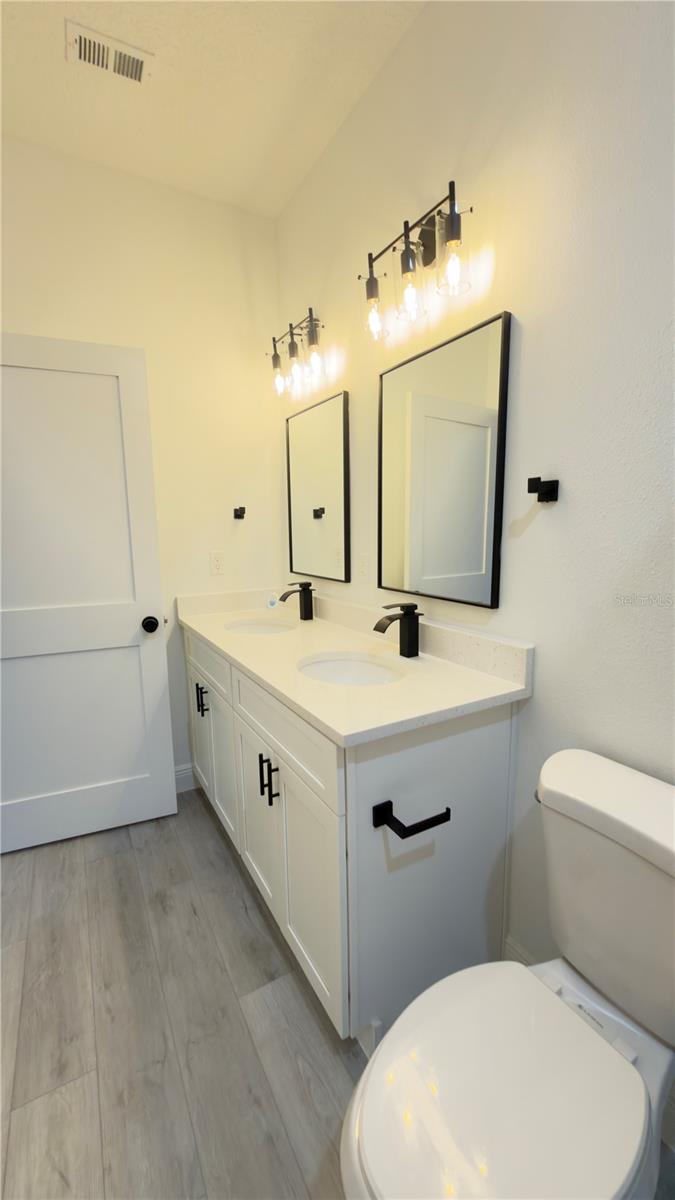 Image 23 of 29 For 13047 79th Circle