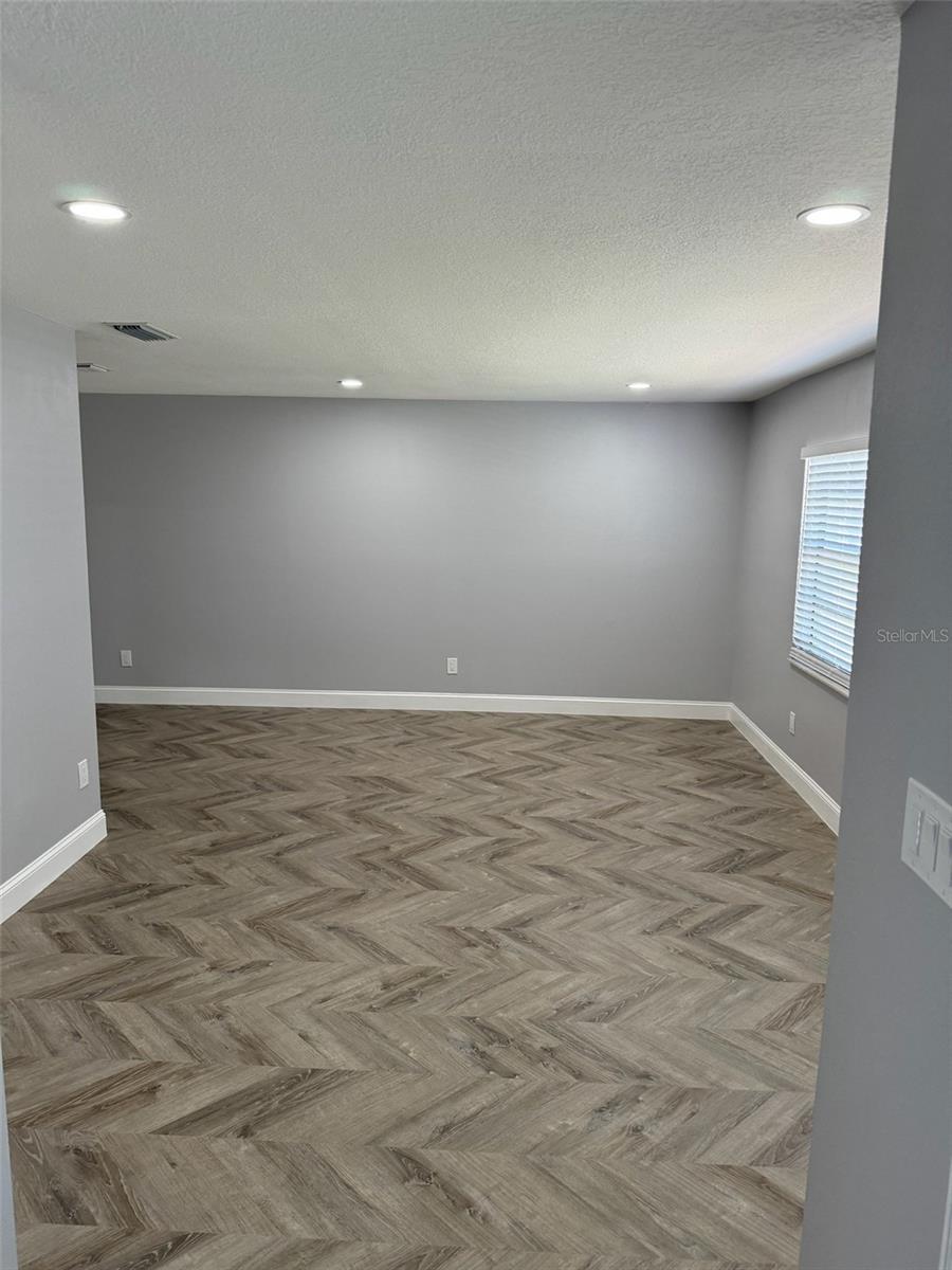 Image 14 of 15 For 1843 Bramblewood Drive