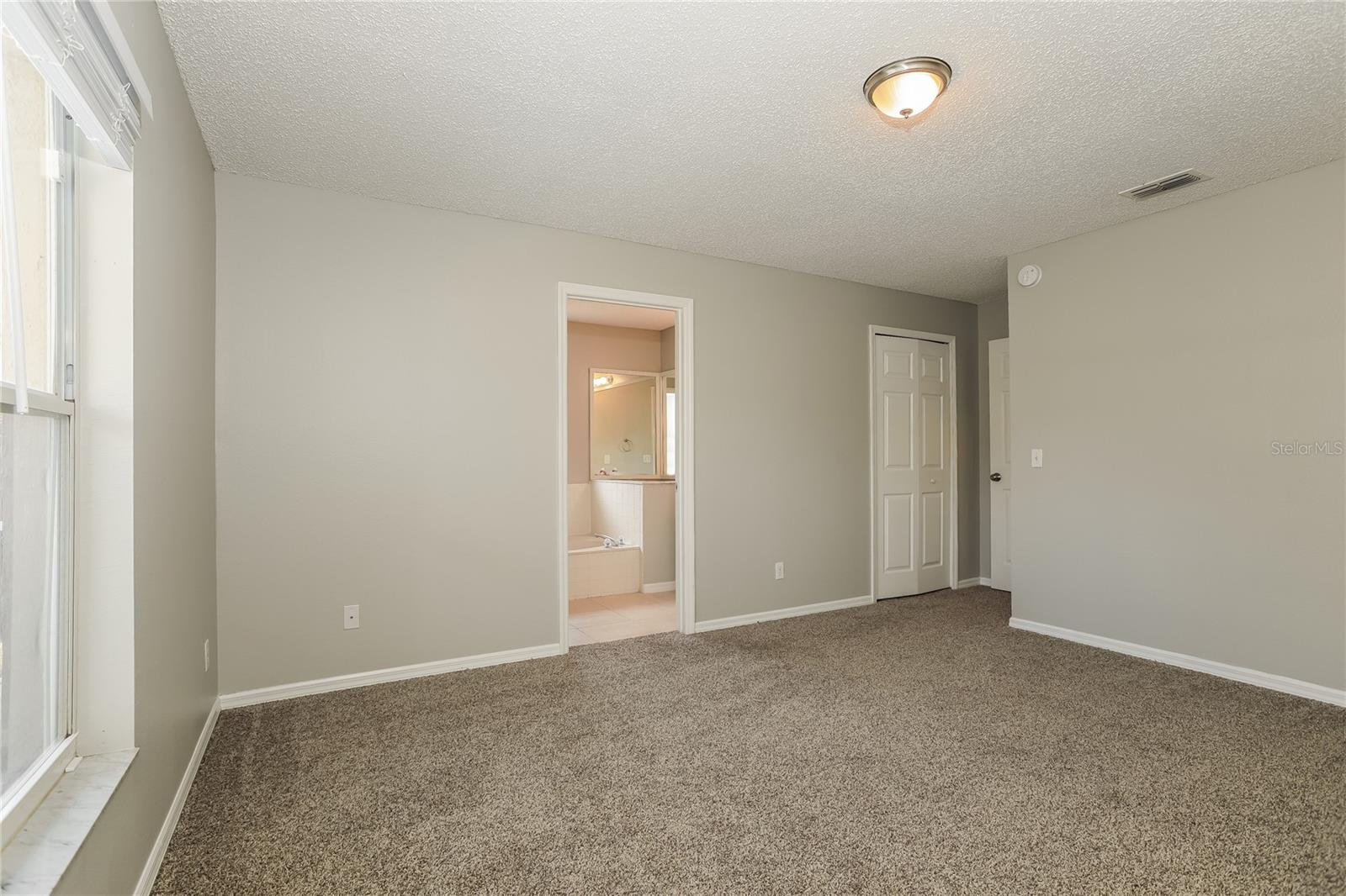 Image 9 of 16 For 8664 Wellington Loop