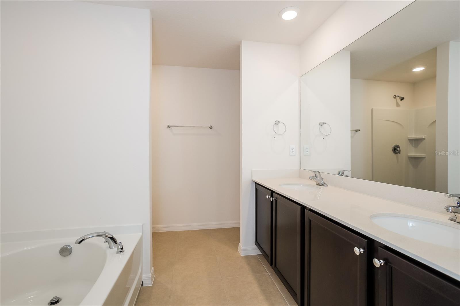 Image 9 of 16 For 1736 Canaan Loop