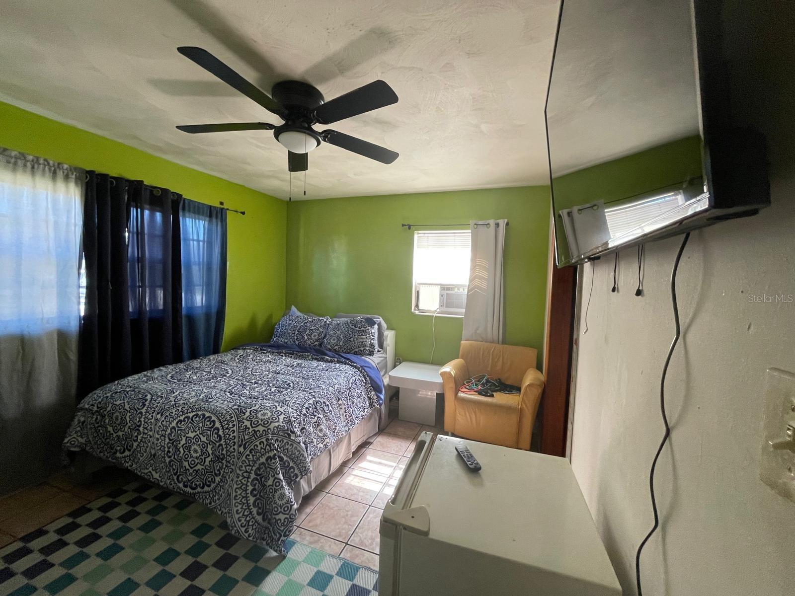 Image 13 of 17 For 1202 Jewel Avenue