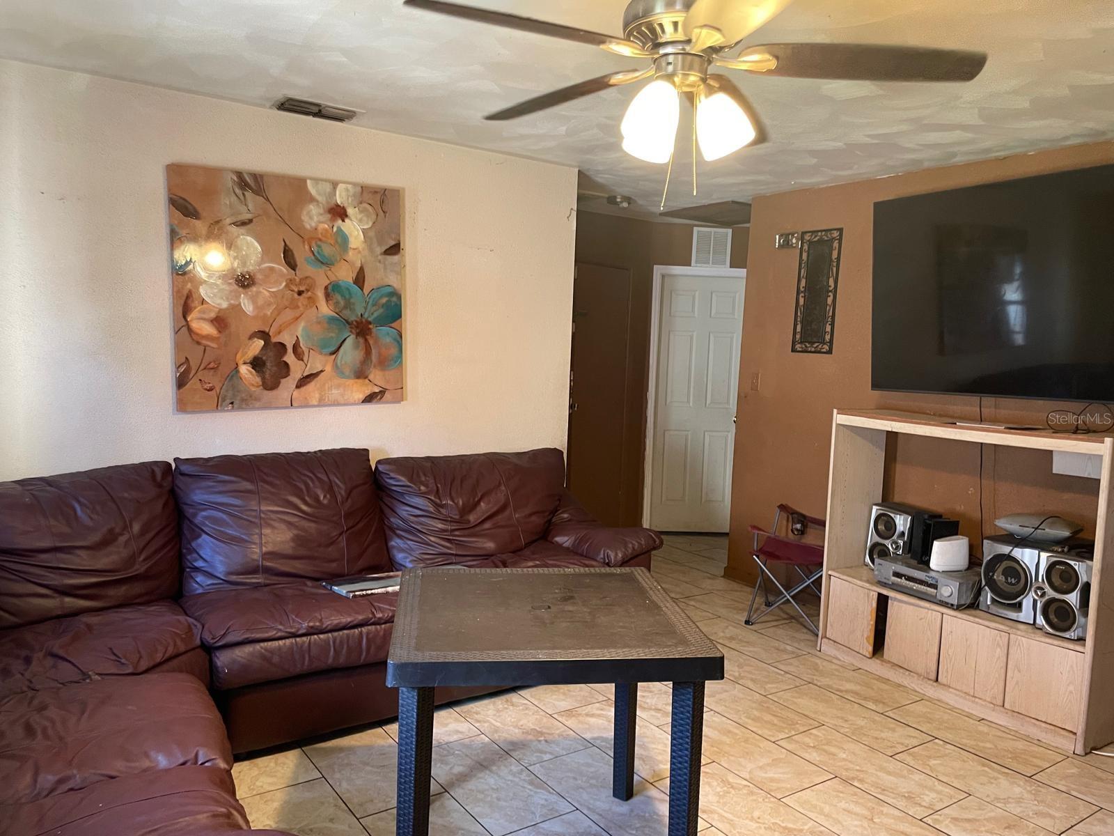 Image 5 of 17 For 1202 Jewel Avenue