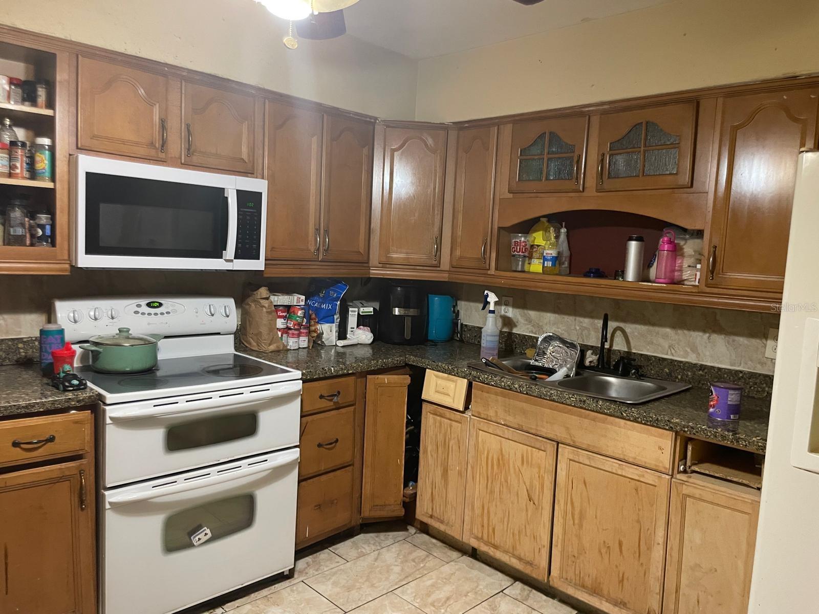 Image 7 of 17 For 1202 Jewel Avenue