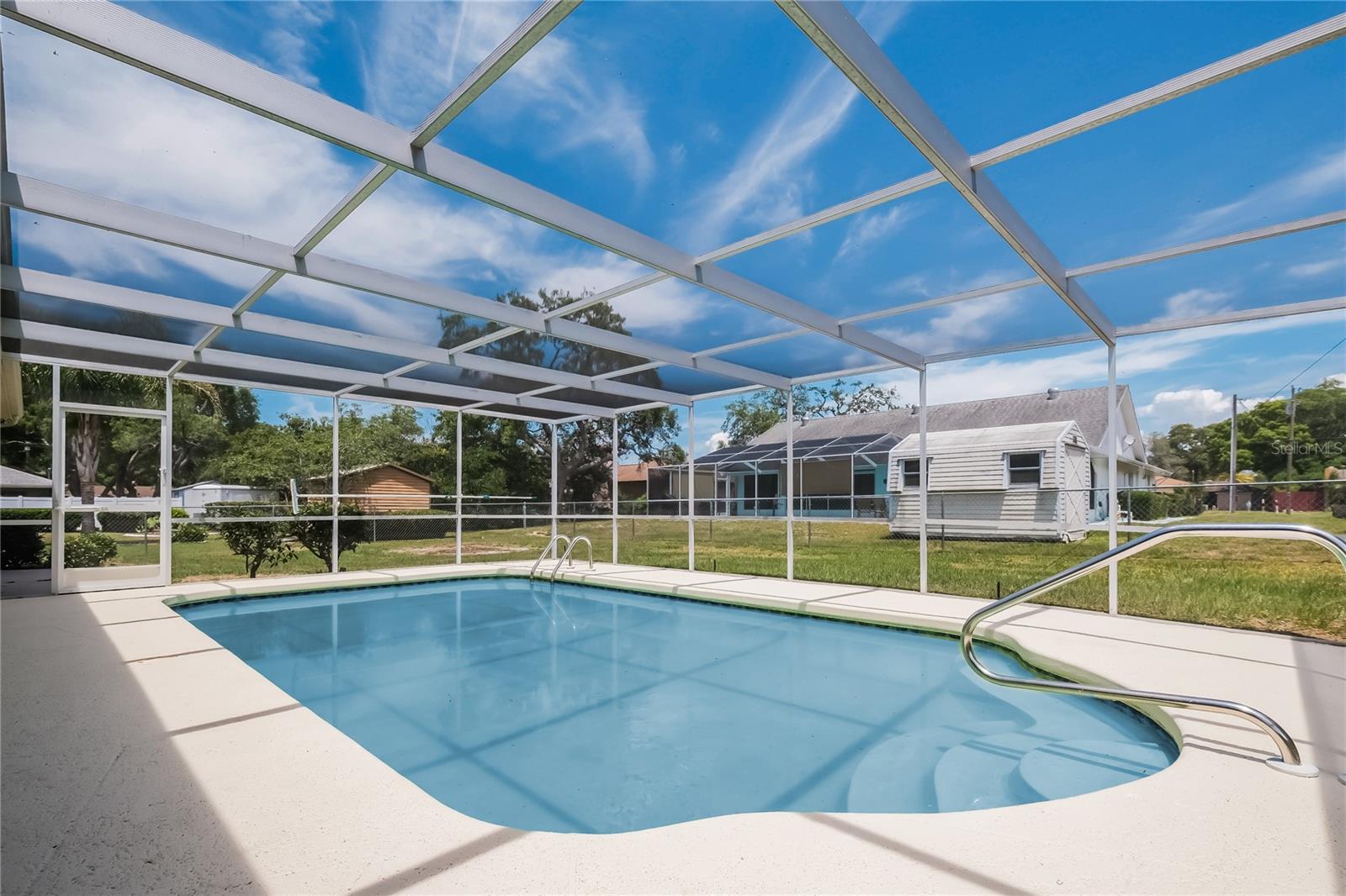 Image 15 of 16 For 1202 Macfarlane Avenue