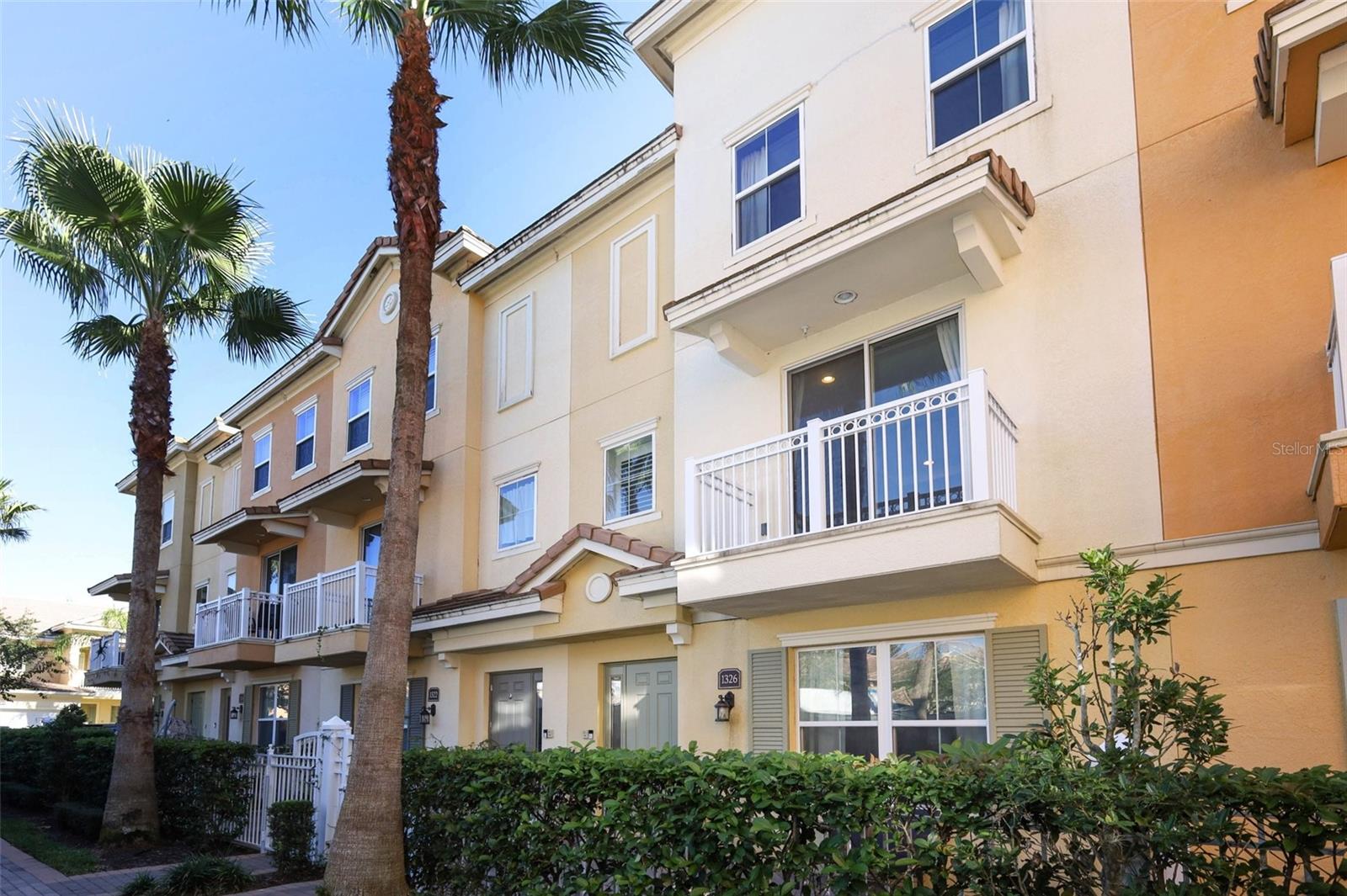 Image 3 of 49 For 1326 Bolton Place