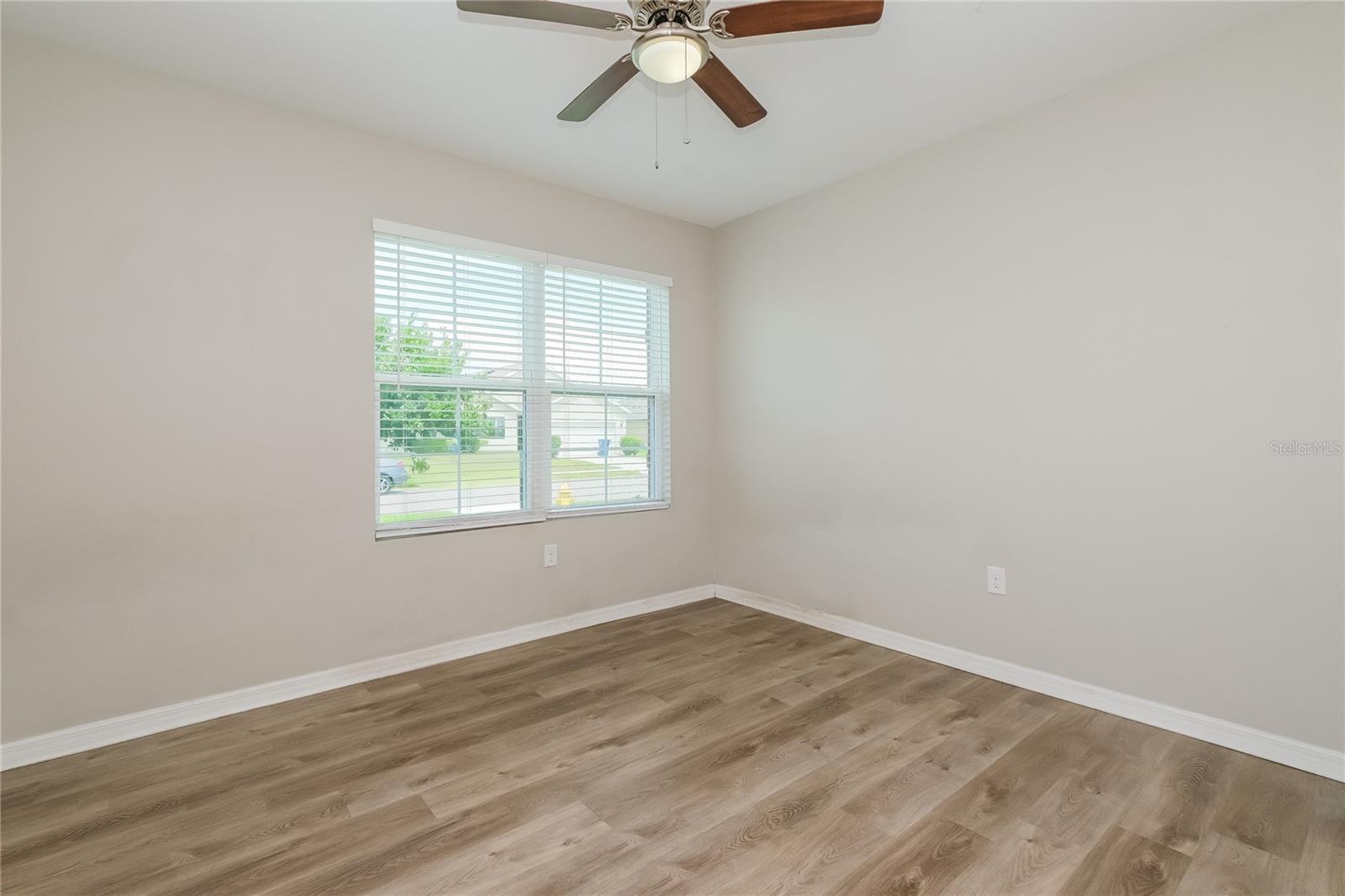 Image 10 of 16 For 327 Tierra Verde Way