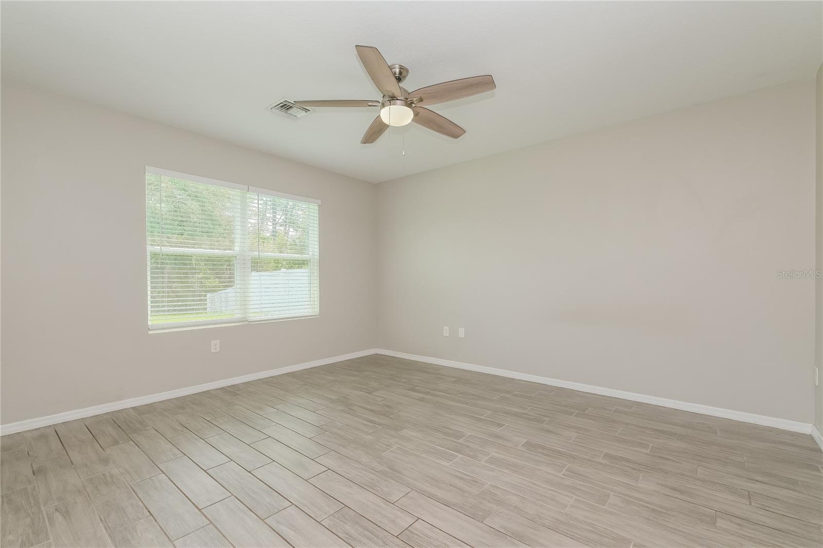 Image 7 of 16 For 327 Tierra Verde Way