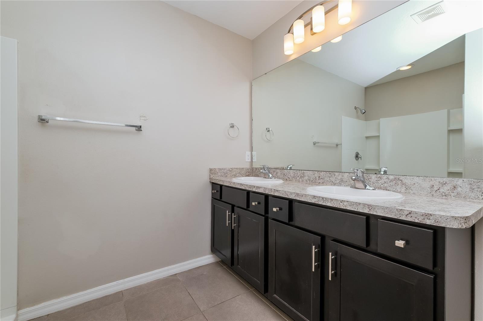 Image 9 of 16 For 327 Tierra Verde Way