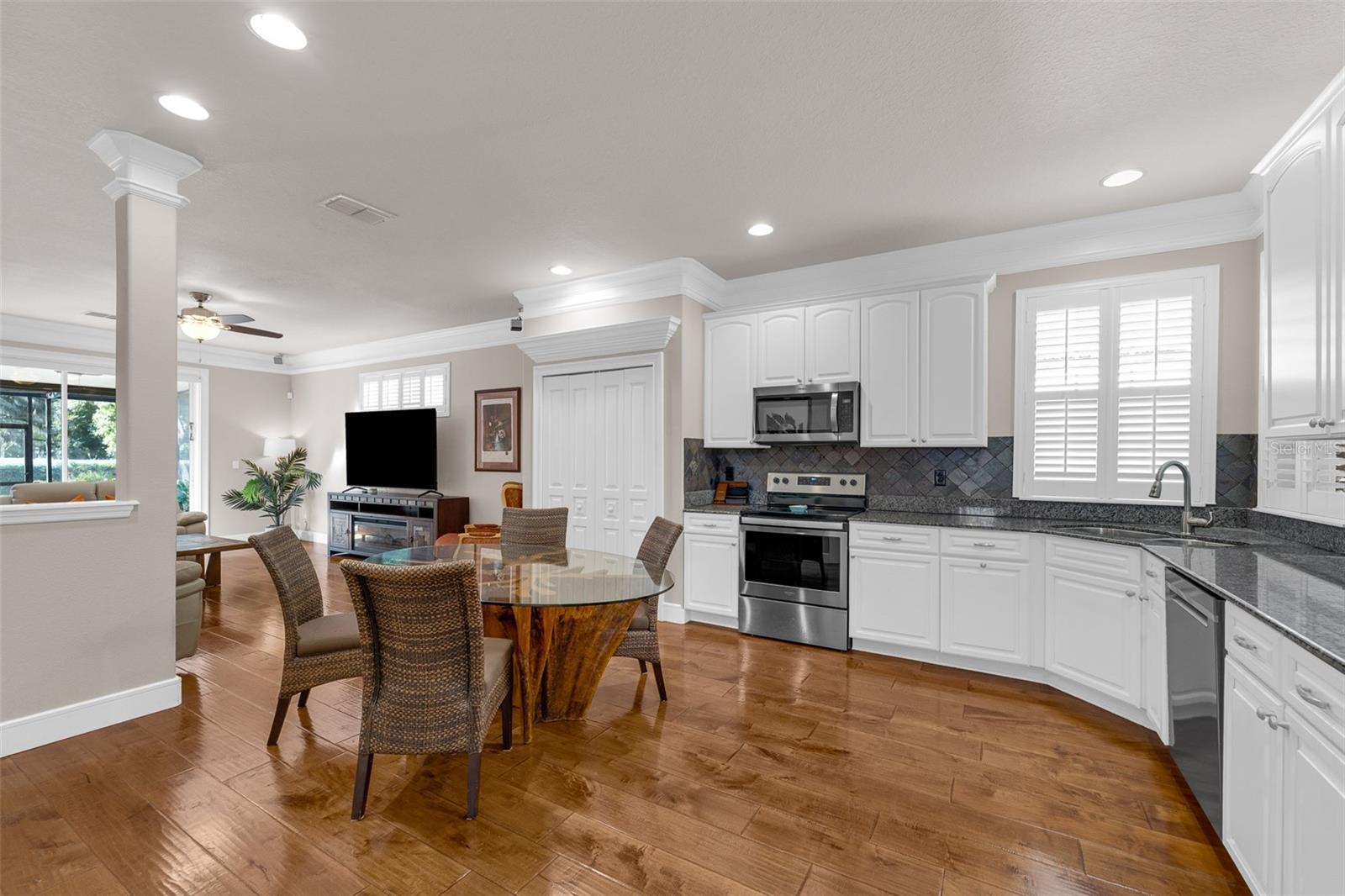 Image 12 of 49 For 627 Autumn Oaks Loop