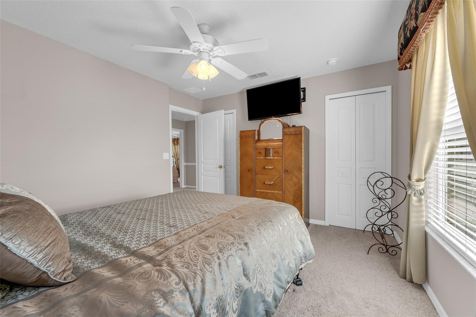 Image 40 of 49 For 627 Autumn Oaks Loop