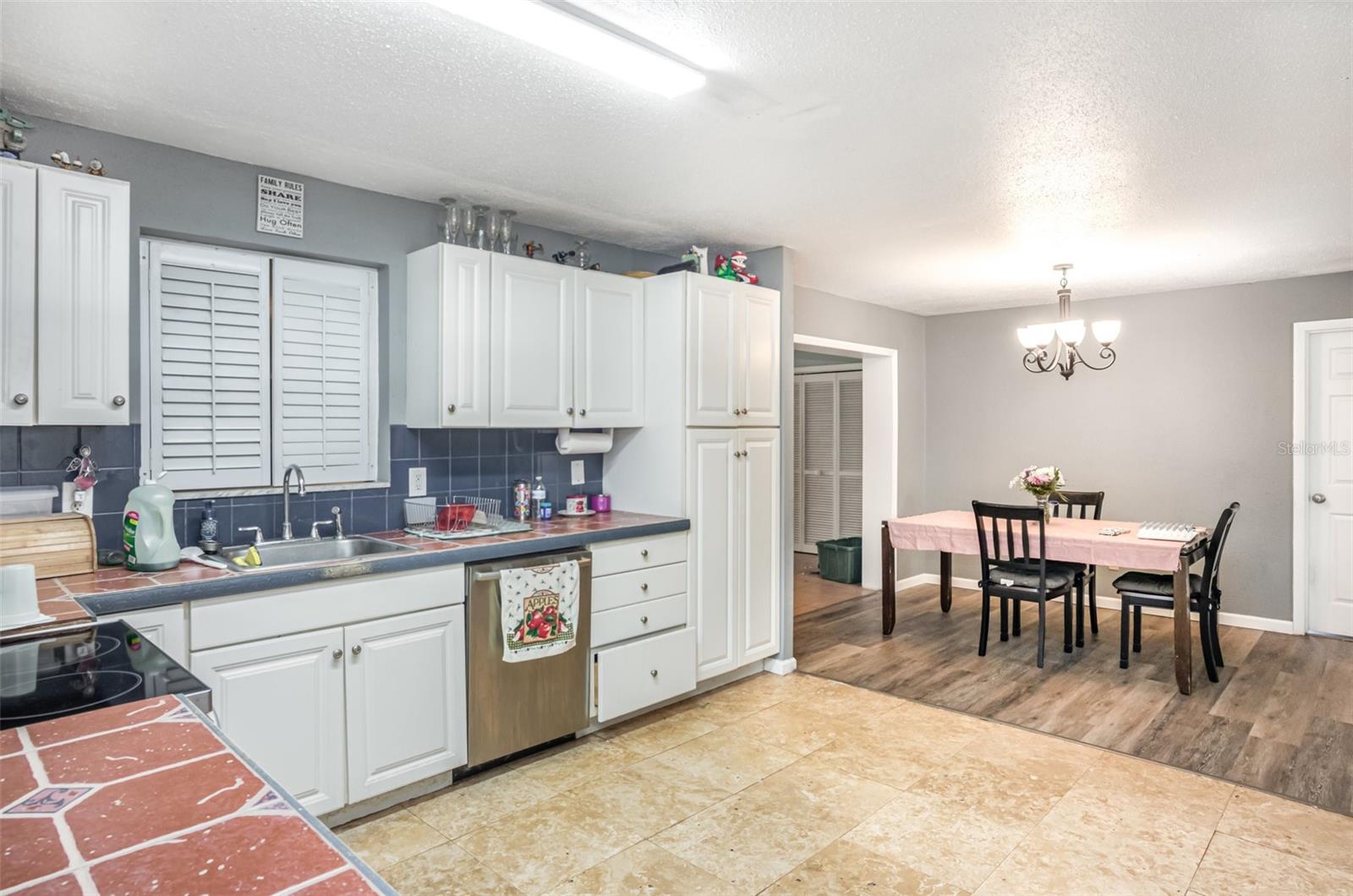 Image 12 of 22 For 706 Boston Avenue