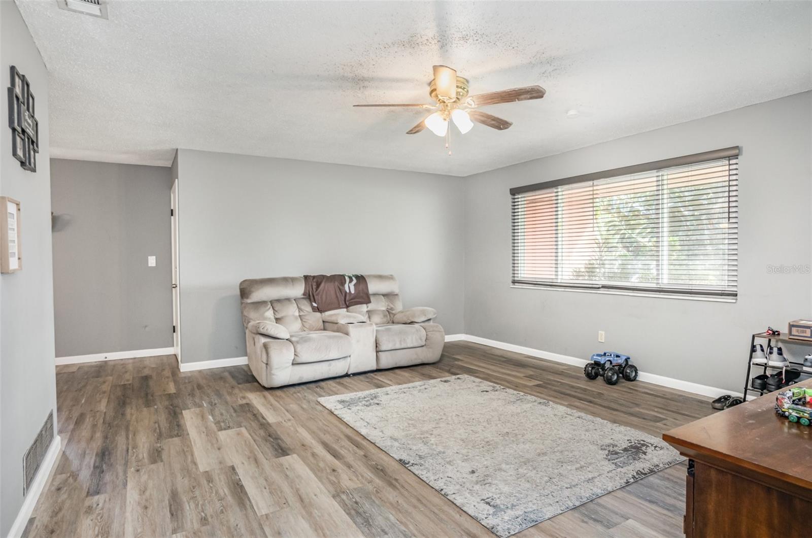 Image 9 of 22 For 706 Boston Avenue