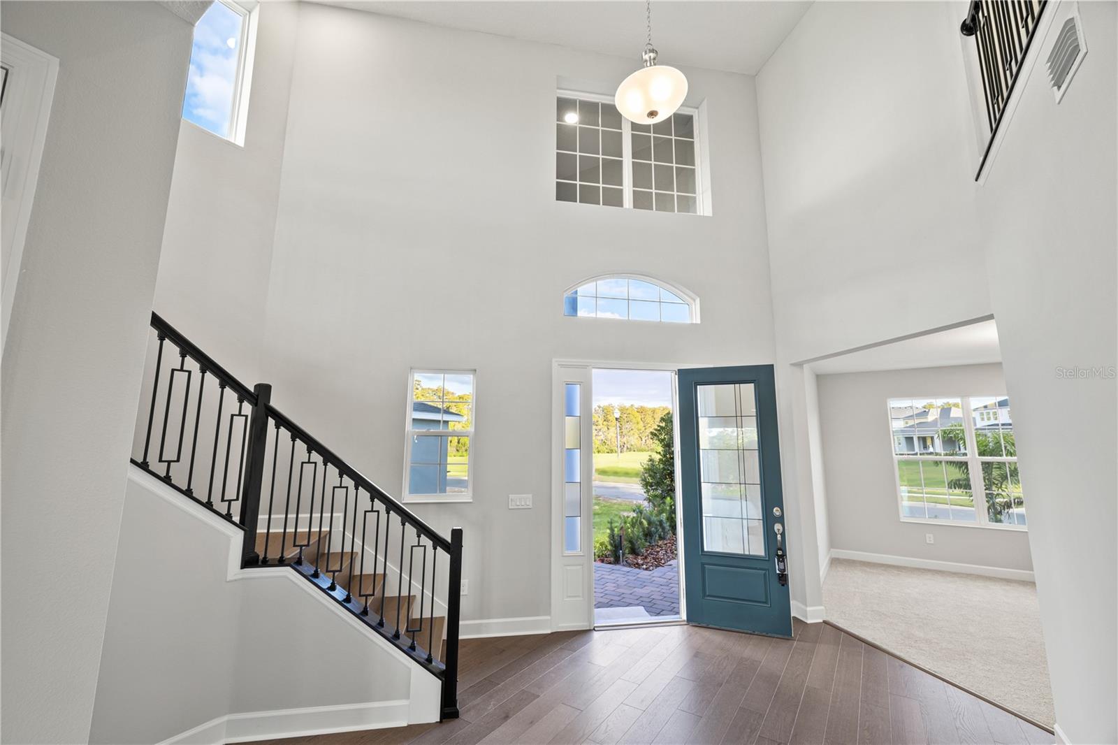 Image 15 of 85 For 17384 Glossy Pomelo Way