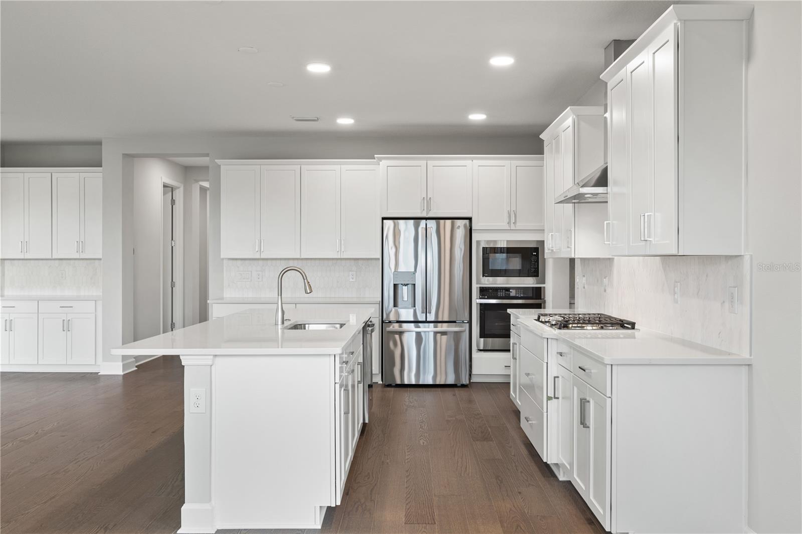 Image 27 of 85 For 17384 Glossy Pomelo Way