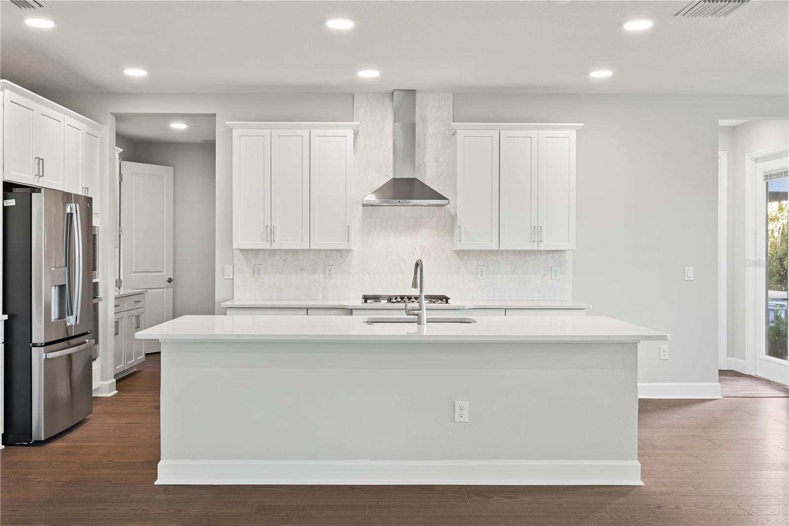 Image 29 of 85 For 17384 Glossy Pomelo Way