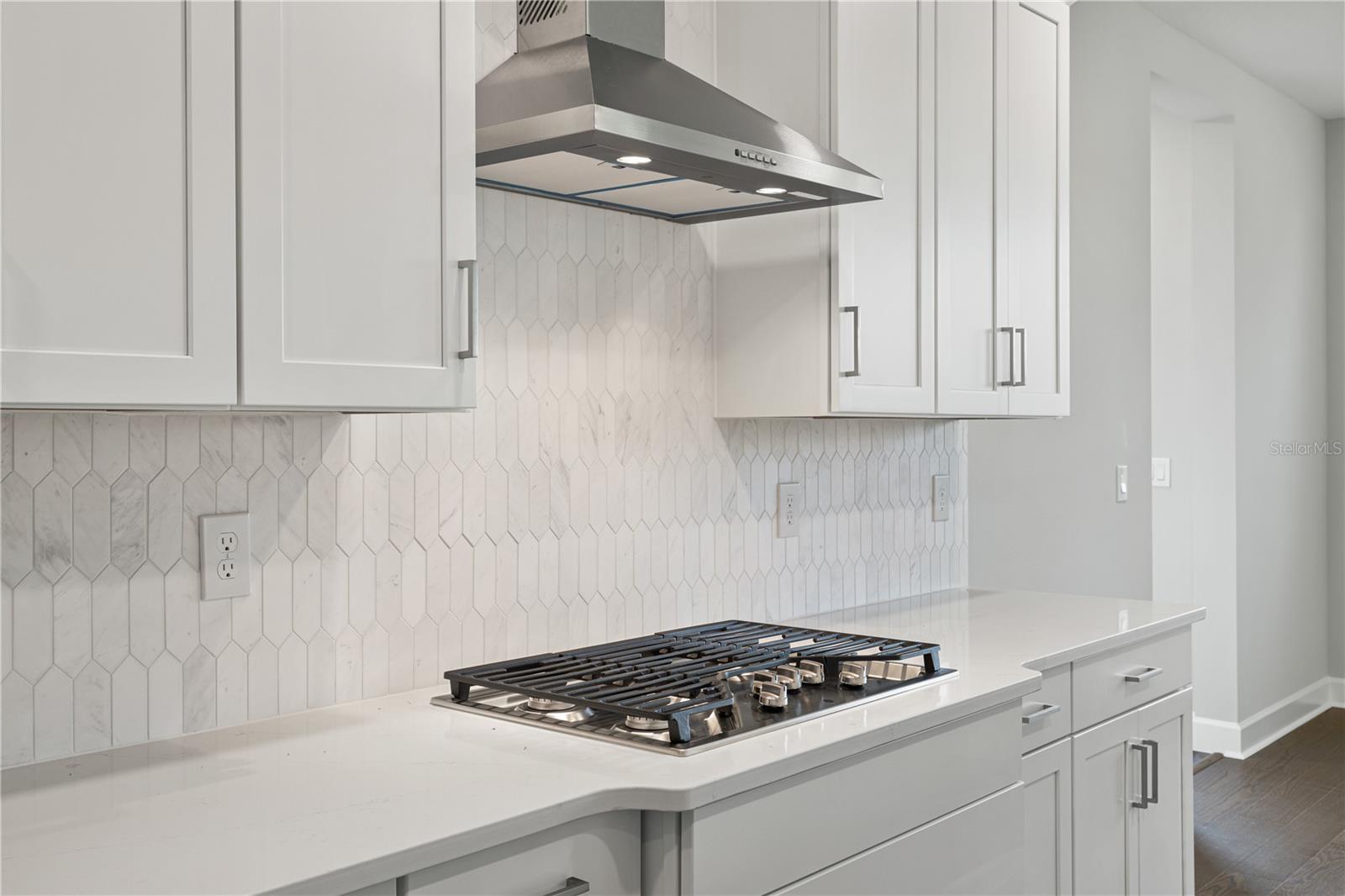 Image 30 of 85 For 17384 Glossy Pomelo Way