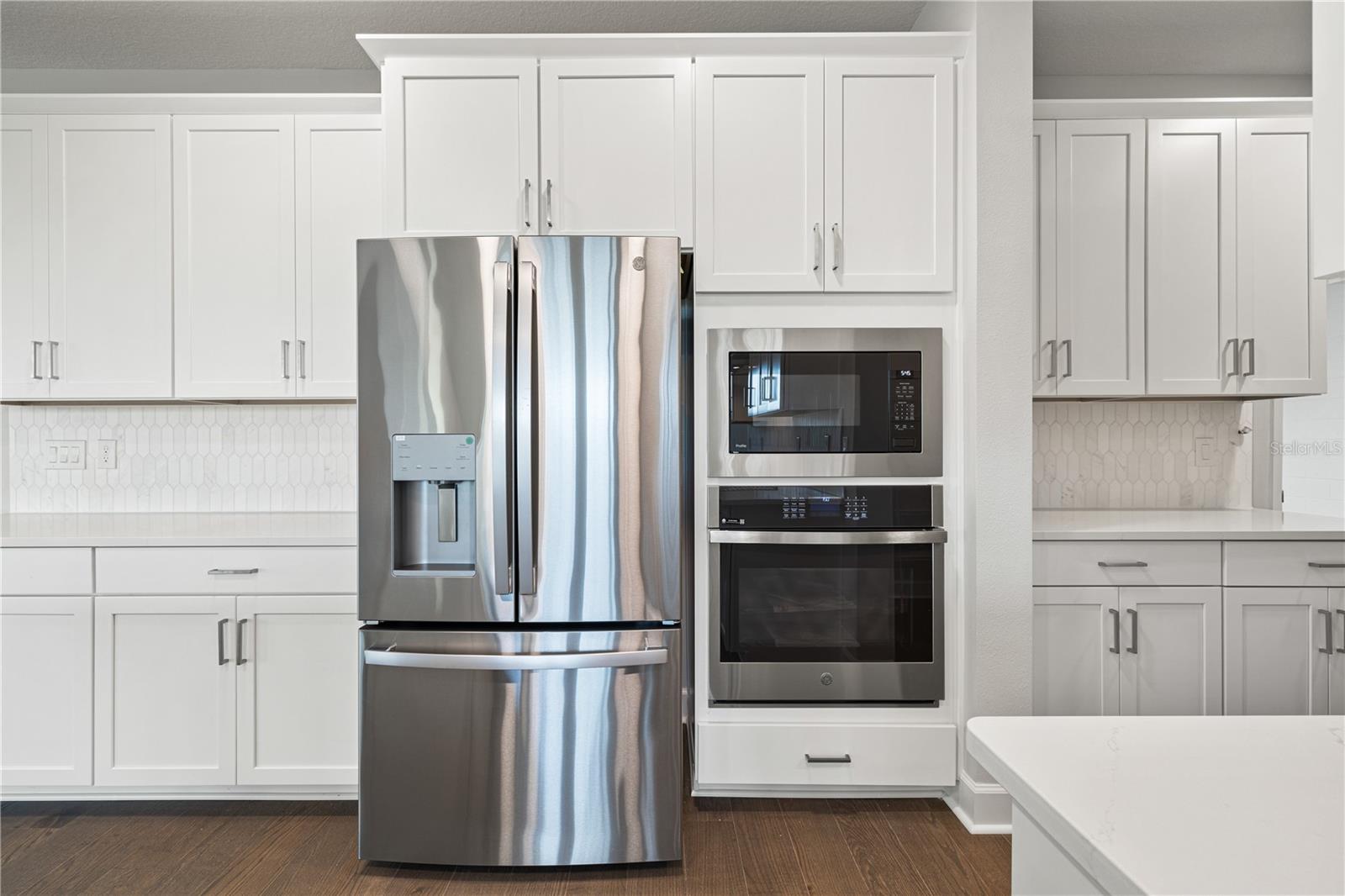 Image 33 of 85 For 17384 Glossy Pomelo Way