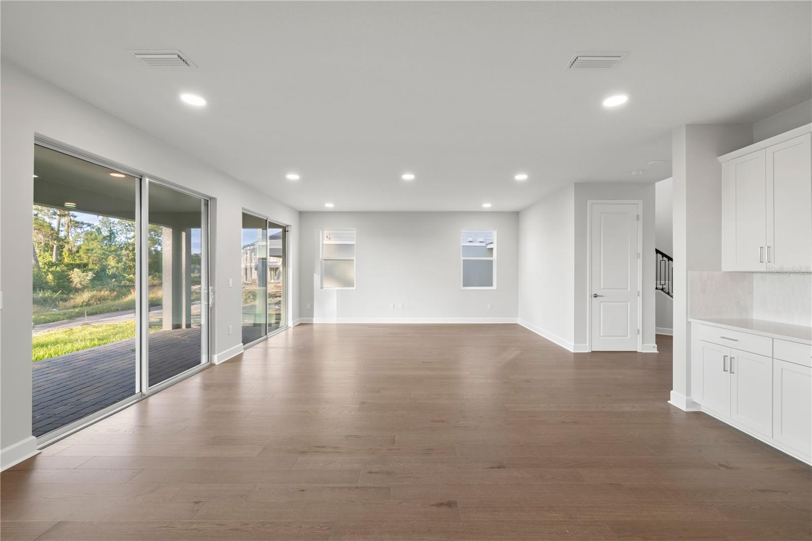 Image 34 of 85 For 17384 Glossy Pomelo Way