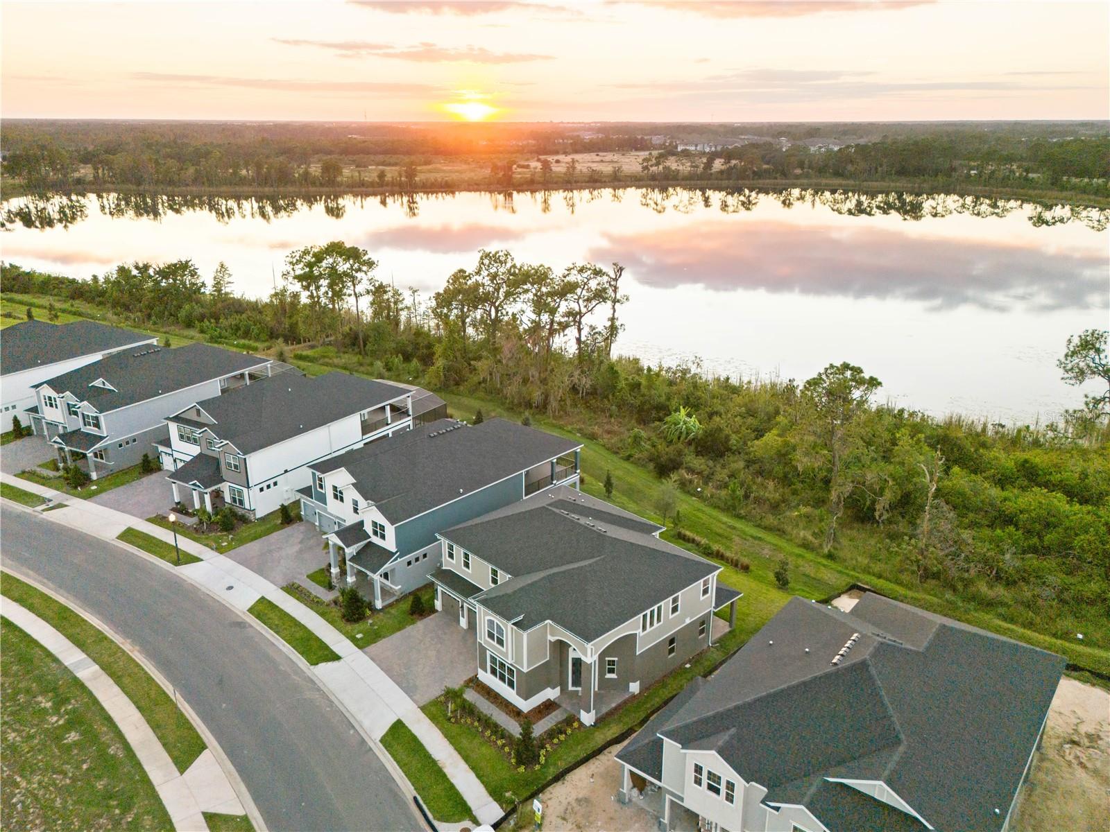 Image 6 of 85 For 17384 Glossy Pomelo Way