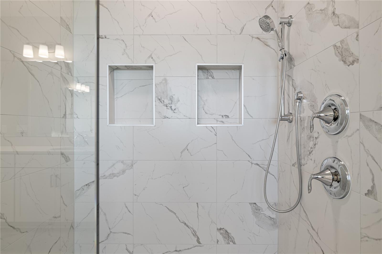 Image 65 of 85 For 17384 Glossy Pomelo Way